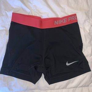 Women’s Nike Pro 3” Inseam Shorts